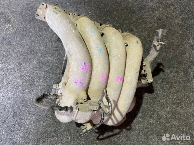 Коллектор впускной Audi A6 45 1994
