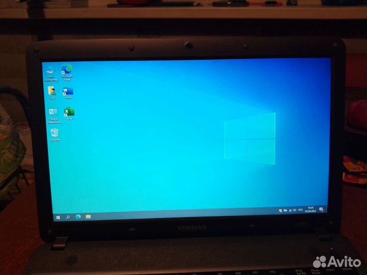 Ноутбук Samsung R530 15.6