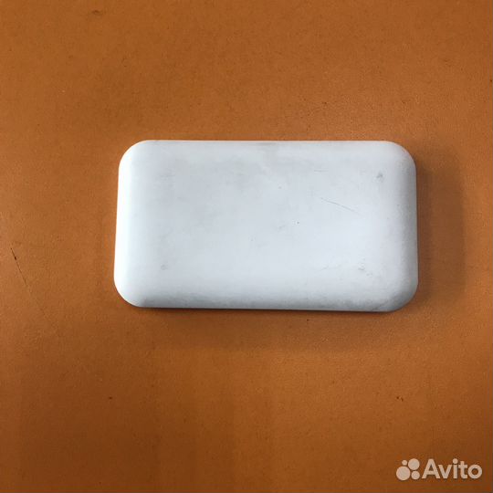 Пототивный роутер TCL MW42LM