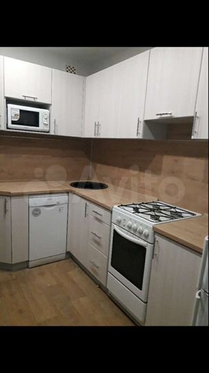 3-к. квартира, 63 м², 3/9 эт.