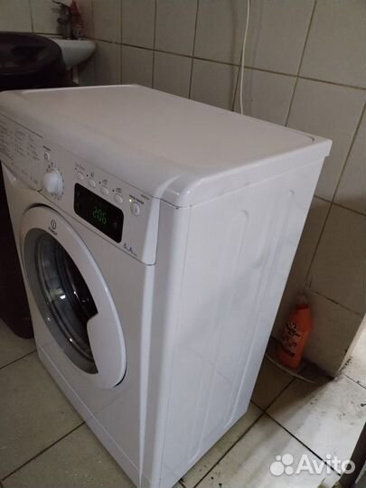 Стиральная машина с баком для сельской местности