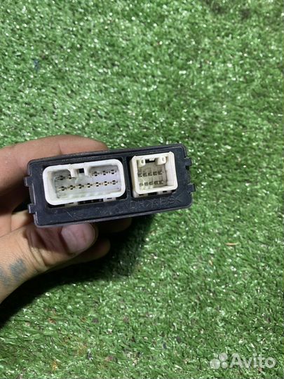 Электронный блок Daihatsu yrv