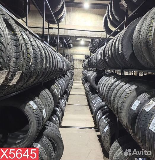 Nokian Tyres Hakkapeliitta 4 235/65 R17 105N