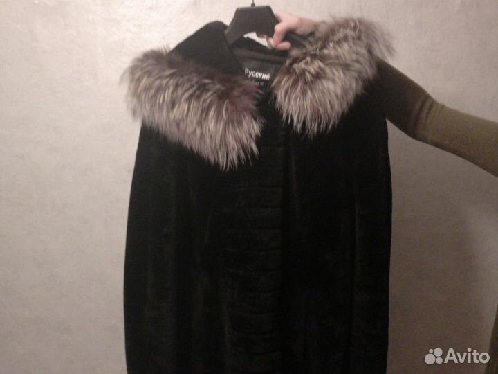 Шуба мутоновая с капюшоном