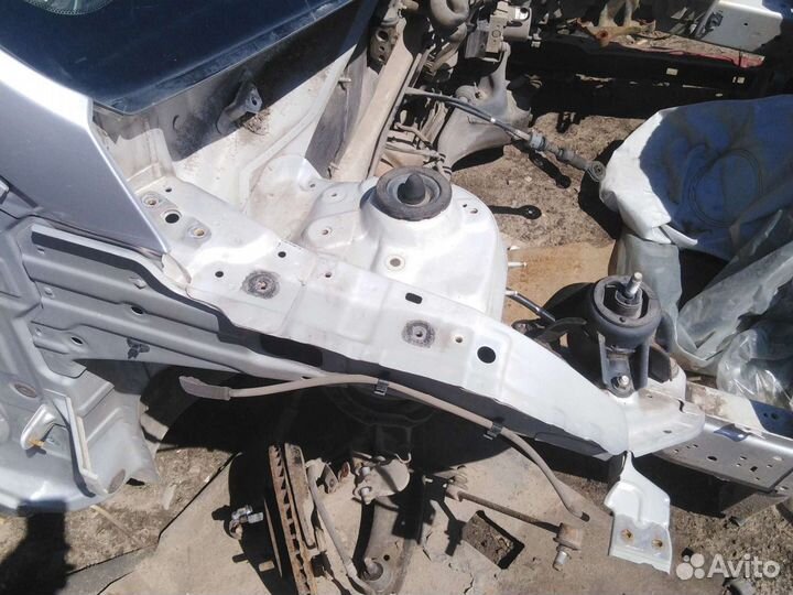 Передняя правая четверть Хендай Солярис 2011г