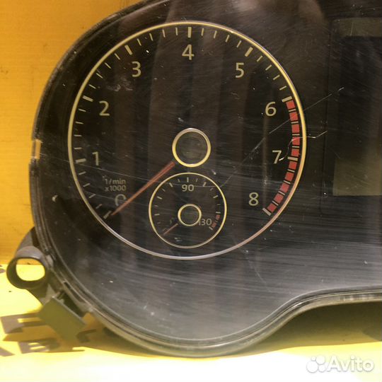 Приборная панель Volkswagen Jetta 6