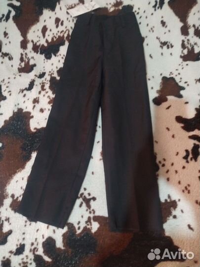 Бесплатно, Брюки