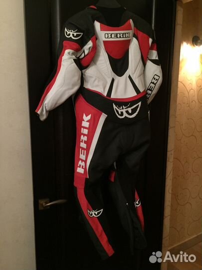 Мотокомбинезон Berik
