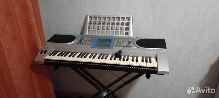 Синтезатор supra skb 611