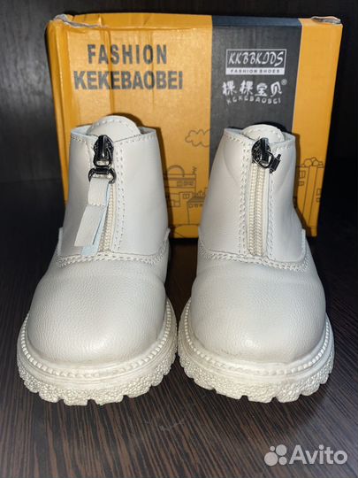 Ботинки демисезонные для девочки 22