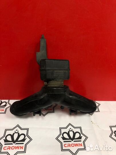 Резонатор воздушного фильтра Lexus Ls 460