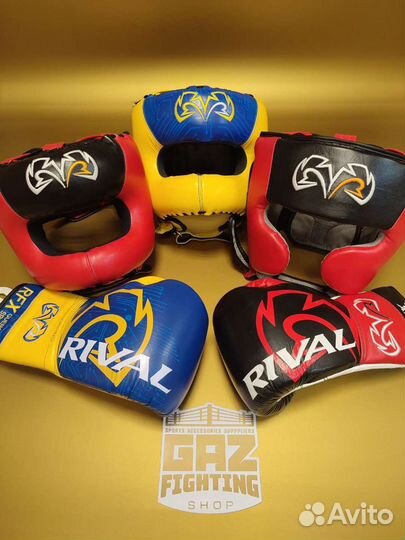 Боксерские перчатки инвентарь шлема бандажи