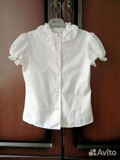 Блузки-рубашки р.122-128 (за всё)