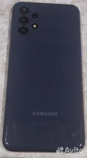 Samsung Galaxy A13, 4/64 ГБ