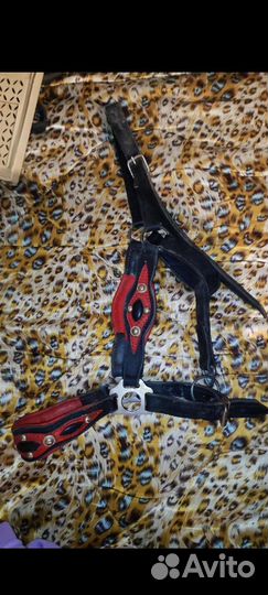 Недоуздок для лошади