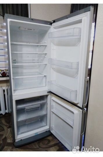 Холодильник lg