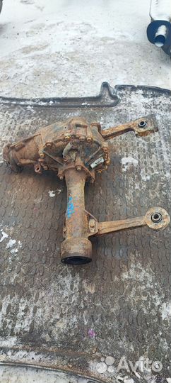 Редуктор передний Toyota Land Cruiser Prado 120