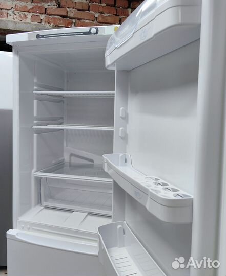 Холодильник indesit 167x60x60sm