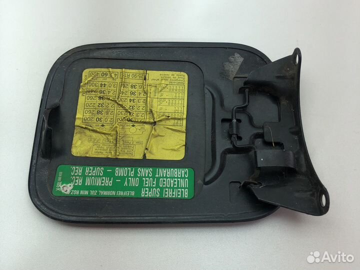 Лючок бензобака Audi a4 b5 черный