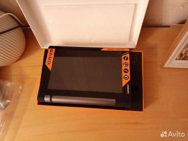 Планшет Lenovo Yoga Tab 3 8 