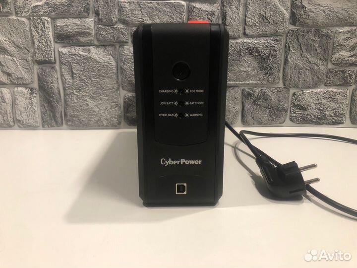 Источник бесперебойного питания cyberpower ut650eg