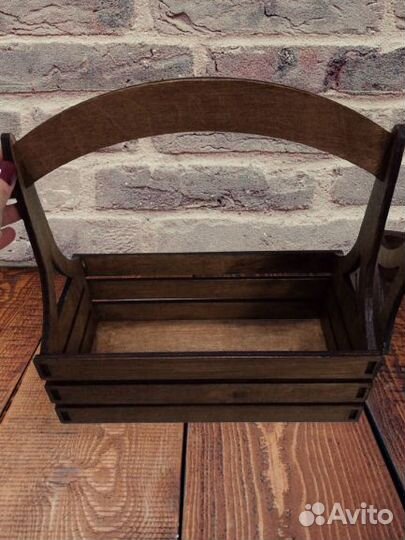 Ящики для цветов и цветочных композиций