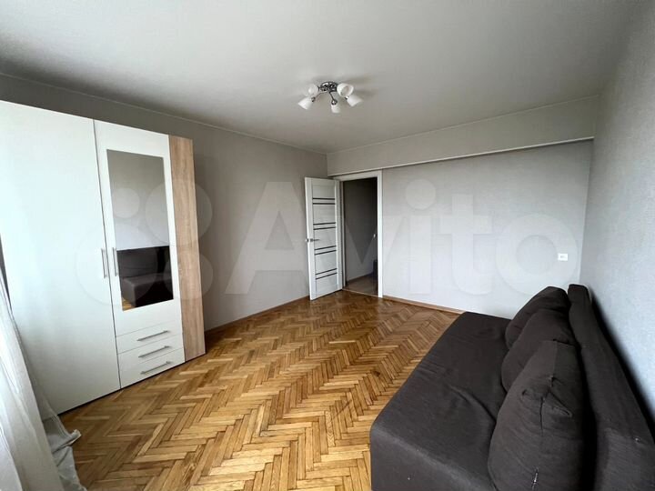 2-к. квартира, 41,8 м², 9/9 эт.