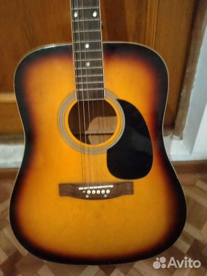 Акустическая гитара