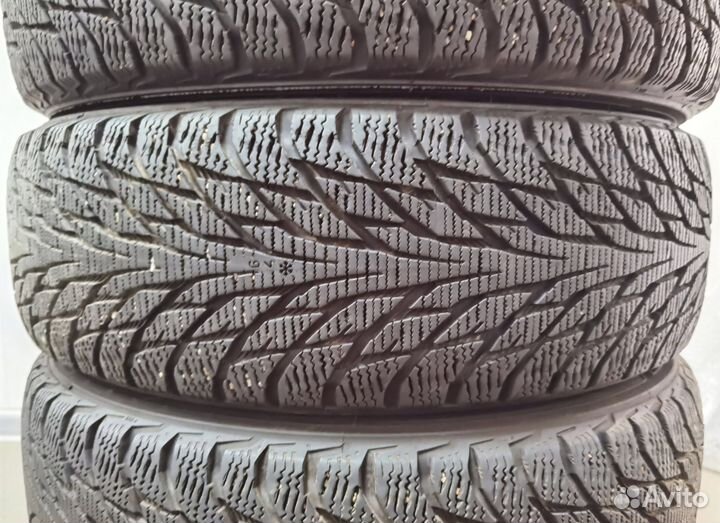 Nokian Tyres Hakkapeliitta R2 185/65 R15 92R