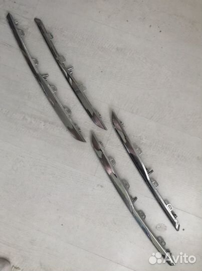 Хром на решетку радиатора Solaris