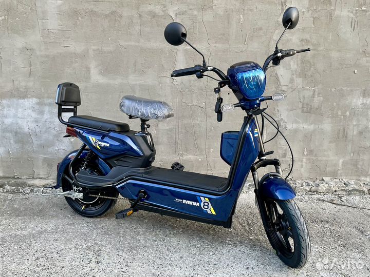 Элeктpoскутер с педалями