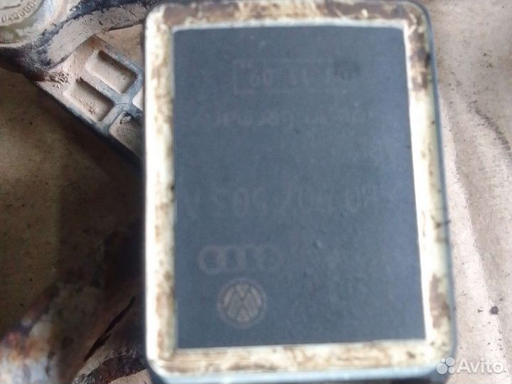 Датчик регулировки дорожного VAG 4B0907503A