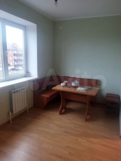 1-к. квартира, 33 м², 3/3 эт.
