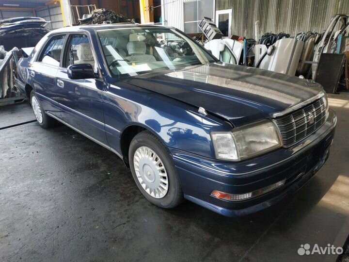 Ступица передняя левая Toyota Crown GS151 1G-FE