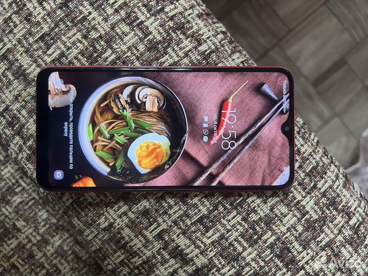 Samsung Galaxy A10, 2/32 ГБ