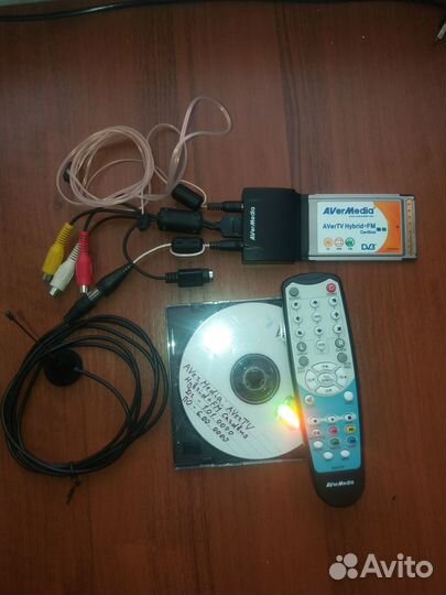 Avertv Hybrid+FM Cardbus гибридный TV- и FM-тюнер