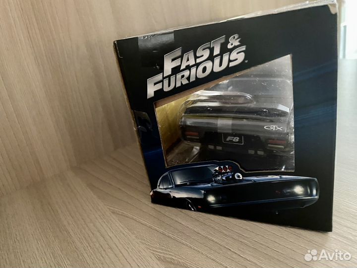 Коллекционная модель Plymouth GTX 1:24 Jada