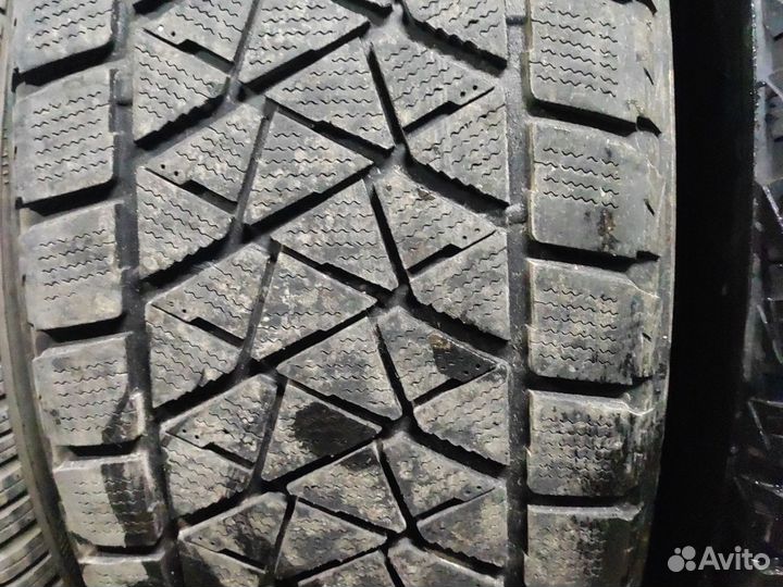 Bridgestone Blizzak DM-V2 265/60 R18