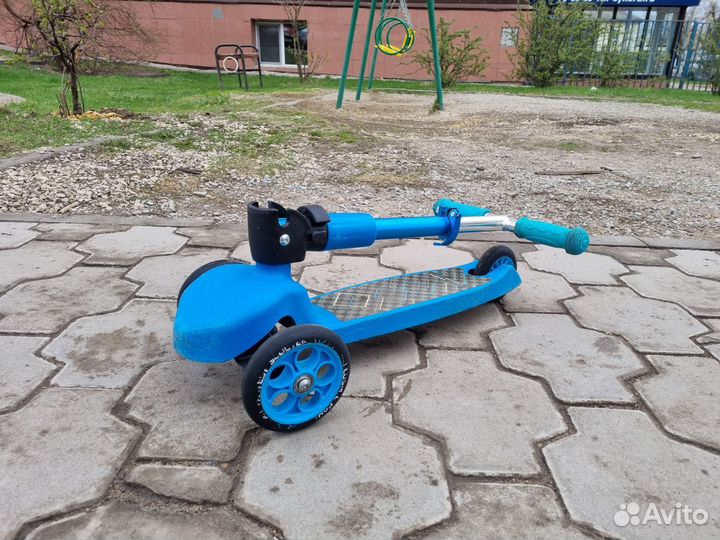 Самокат детский трехколесный складной