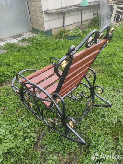 Кресло качалка кованая