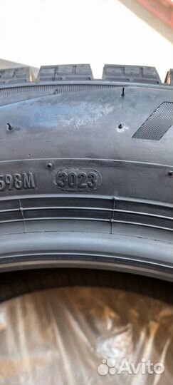 Pirelli Ice Zero FR 225/50 R17 98H