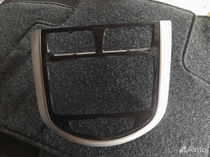 Рамка для 2 din магнитолы hyundai solaris1