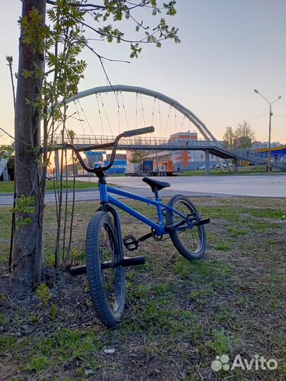 Продам трюковой велосипед BMX Madness 3