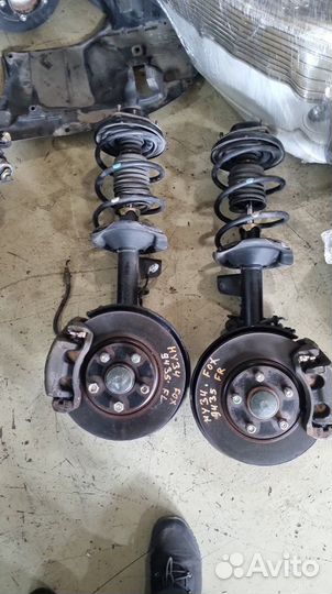 Стойка передняя Nissan Cedric HY34 VQ30DET 2001