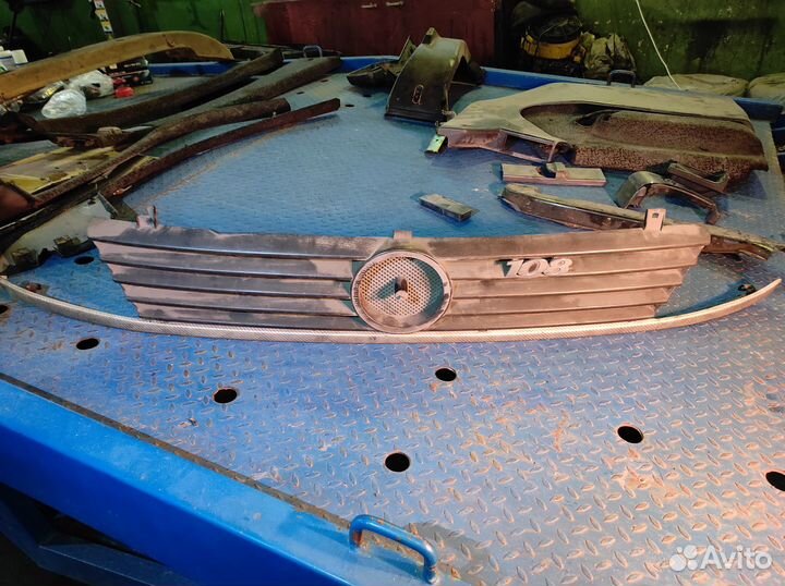 Решетка радиатора Mercedes-Benz Vito W638