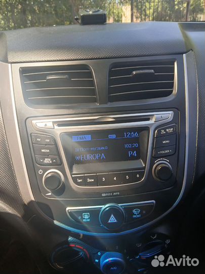 Штатная магнитола на hyundai solaris 1 рестайлинг