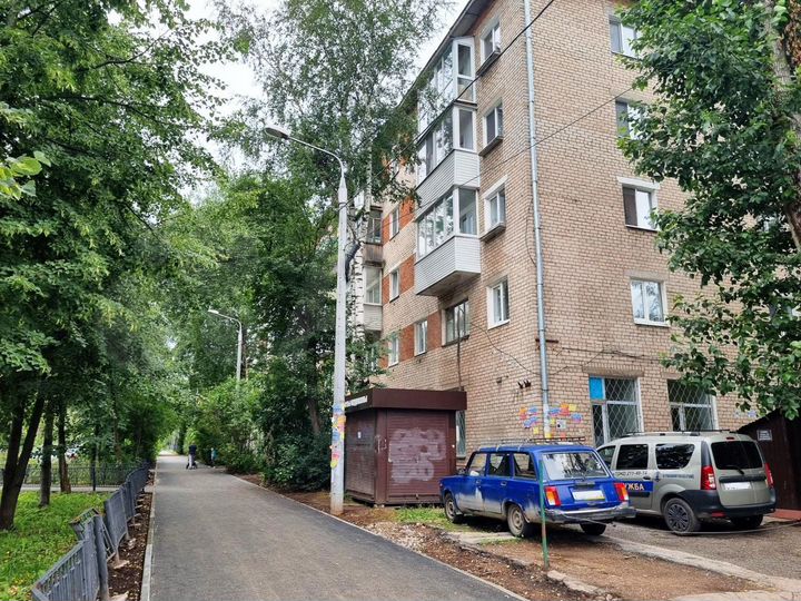 2-к. квартира, 43,7 м², 2/5 эт.