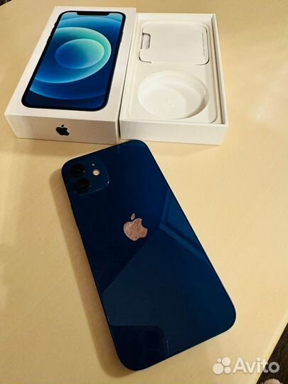 iPhone 12, 64 ГБ