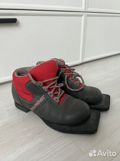 Лыжные ботинки 33 размер