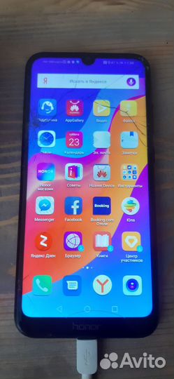 Телефон honor 8a